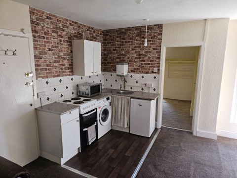 -39, Stretford Road, Trafford, M41 - EAID:1234, BID:1234