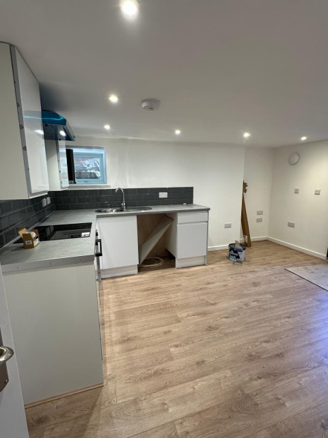 -39, Stretford Road, Trafford, M41 - EAID:1234, BID:1234