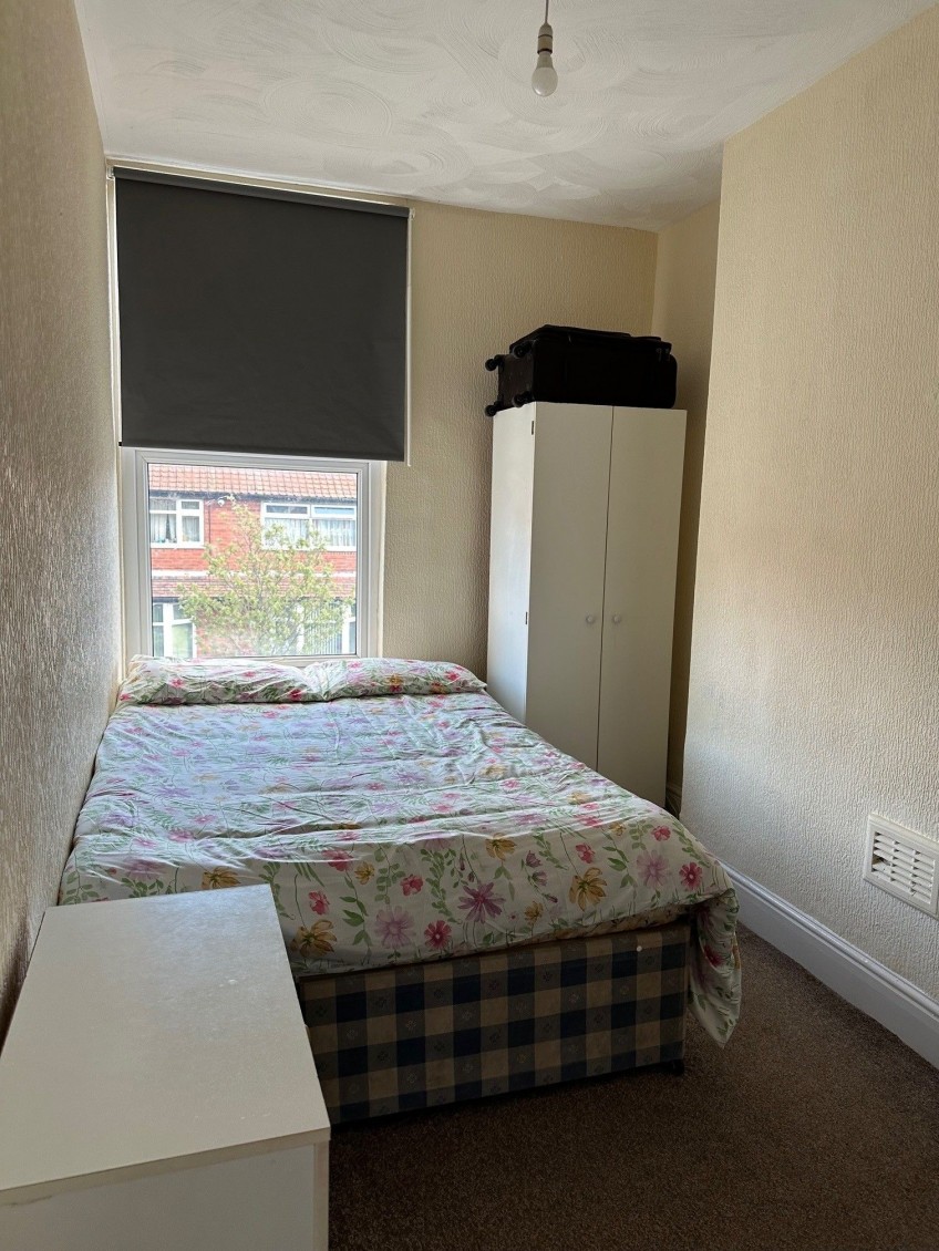 Images for Longford Place, Manchester, M14